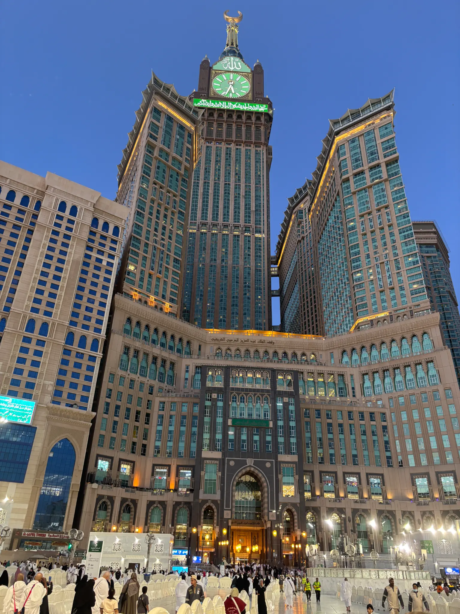 Galeri Dzawani Travel 6